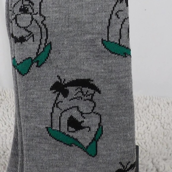 NWT THE FRED FLINTSTONE CARTOON CHARACTER NOVELTY SOCKS- SHOE SIZE 6-12 - Picture 3 of 5